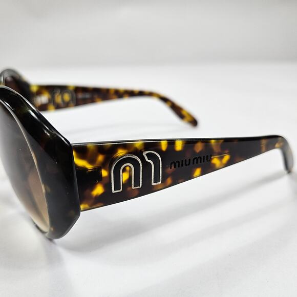 Miu Miu Sunglasses Round Tortoiseshell Gradient Lenses main image 11